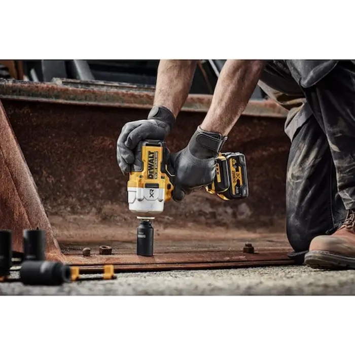 12-1626nm-tstak-18v-xr-impact-wrench-1464-wlononwcrbpwt.webp