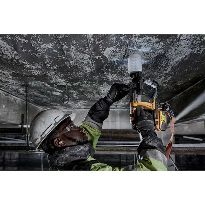 18v-xr-bezch-rotary-hammer-14j-2x50ah-trunk-load-41205-wlononwcrchuh.webp