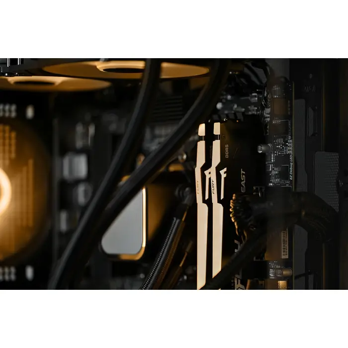 actina-gaming-gameon-3522-komacngip0620.webp