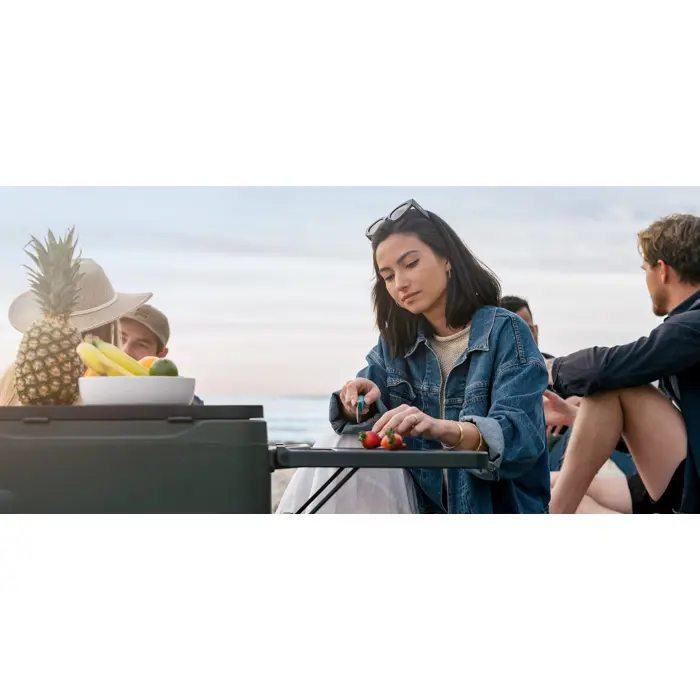 anker-everfrost-cool-box-33-l-electric-black-8777-wlononwcrartu.webp