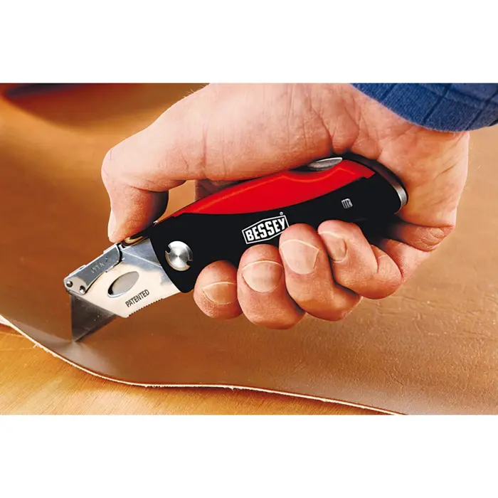 bessey-folding-knife-dbkph-eu-26220-dbkph-eu-w.webp