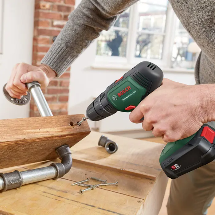 bosch-cordless-impact-drill-universalimpact-18v-greenblack-2-67209-06039d4102-w.webp