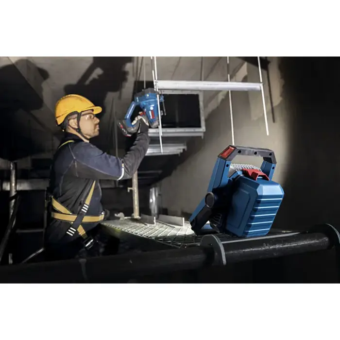 bosch-powertools-gli-18v-3000-blueblack-without-battery-and--60304-06014a8100-w.webp
