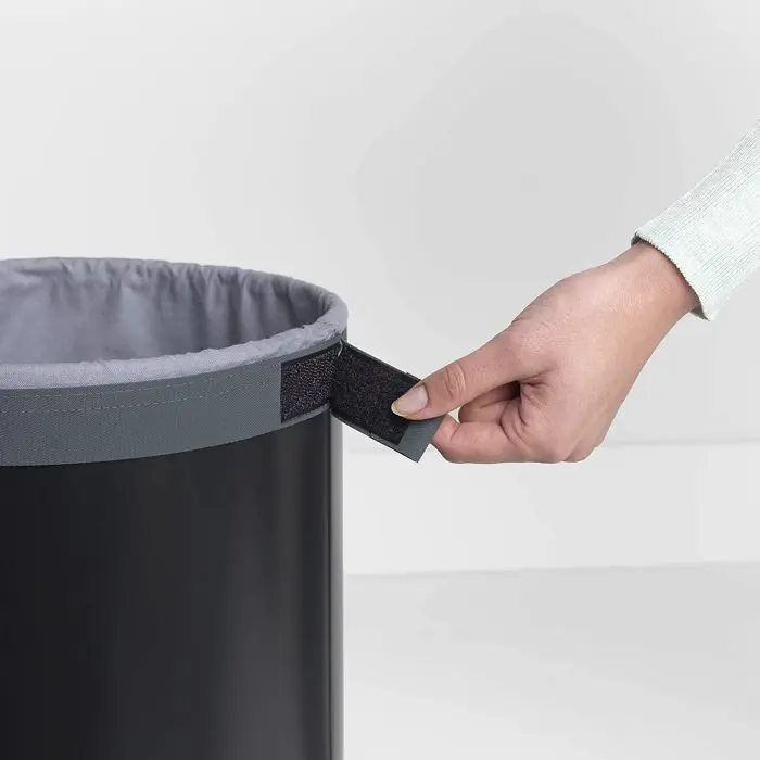 brabantia-laundry-basket-35l-matt-black-455-e0003186.webp