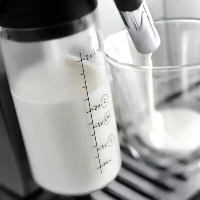 delonghi-magnifica-start-milk-white-ecam22061w-fully-automat-54732-0132217142-w.webp