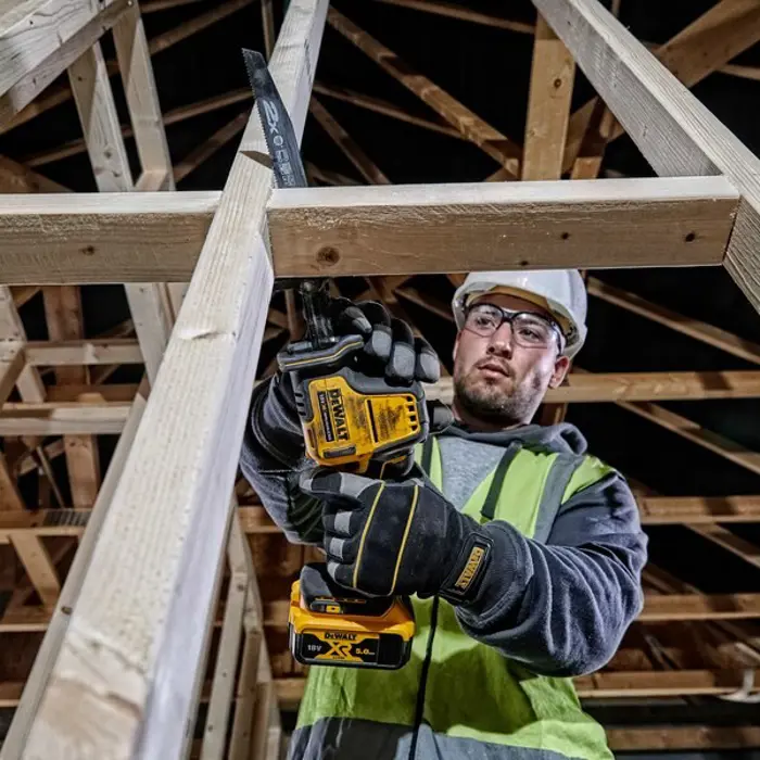dewalt-dcs369n-xj-reciprocating-saw-2800-spm-black-yellow-38299-nakdewpis0015.webp