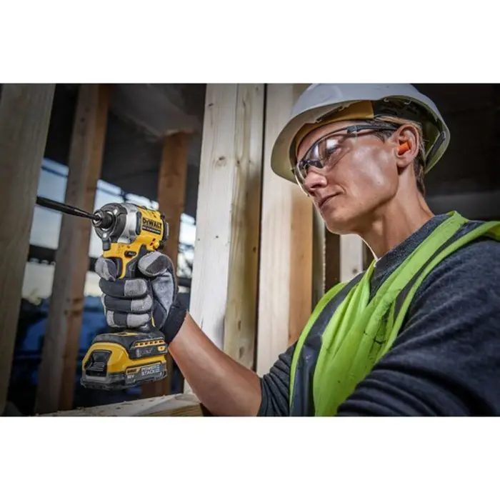 dewalt-zakretarka-udarowa-18v-2x17ah-powerstack-dcf850e2t-97734-wlononwcr0370.webp