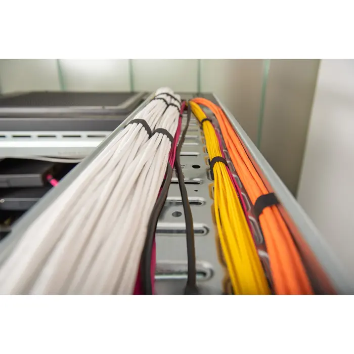 digitus-professional-cat5e-uutp-installation-cable-simplex-g-56839-dk-1511-v-1-1-w.webp