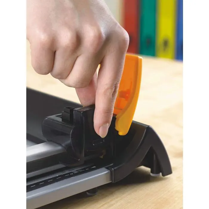 fellowes-neutron-plus-a4-paper-trimmer-4275-e0005078.webp