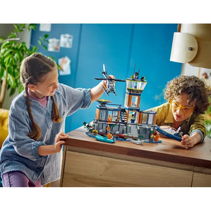 lego-city-60419-police-prison-island-94625-klolegleg1233.webp