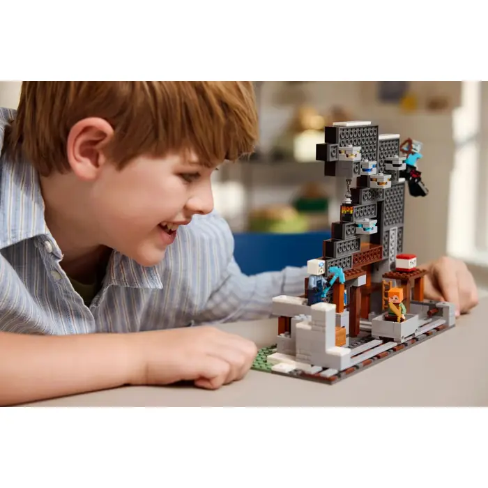 lego-minecraft-21277-the-pickaxe-mine-55278-klolegleg1794.webp