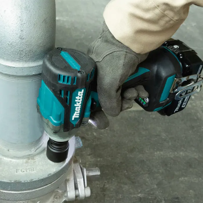 makita-dtw300z-power-screwdriverimpact-driver-3200-rpm-black-92009-wlononwcrajxn.webp