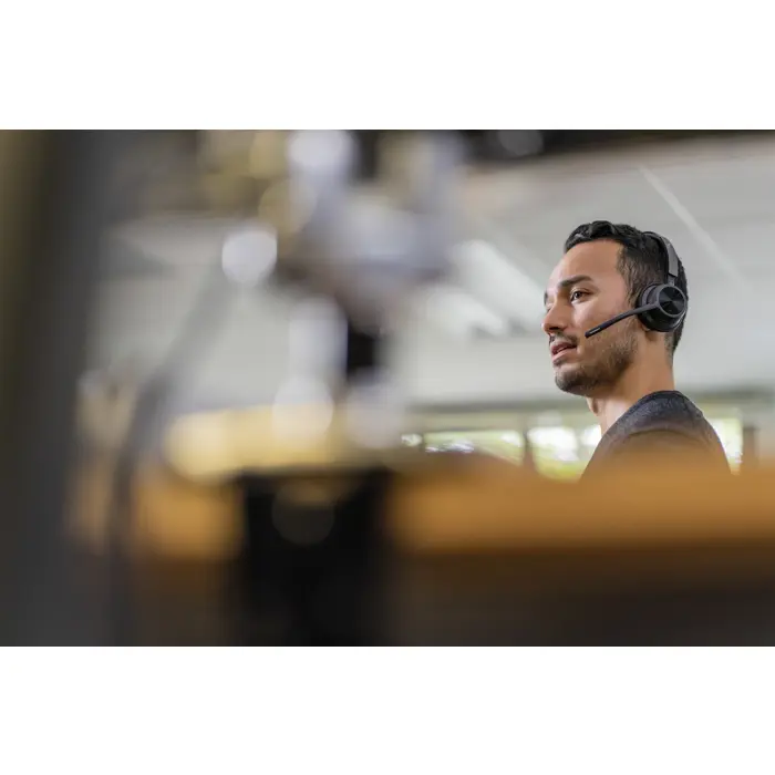 poly-voyager-4320-microsoft-teams-certified-usb-c-headset-bt-61254-wlononwcrfiwl.webp