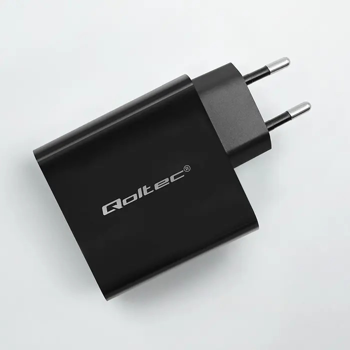 qoltec-52379-super-quick-pd-charger-1xusb-c-65w-5-20v-3-325a-49864-ladqocsic0038.webp