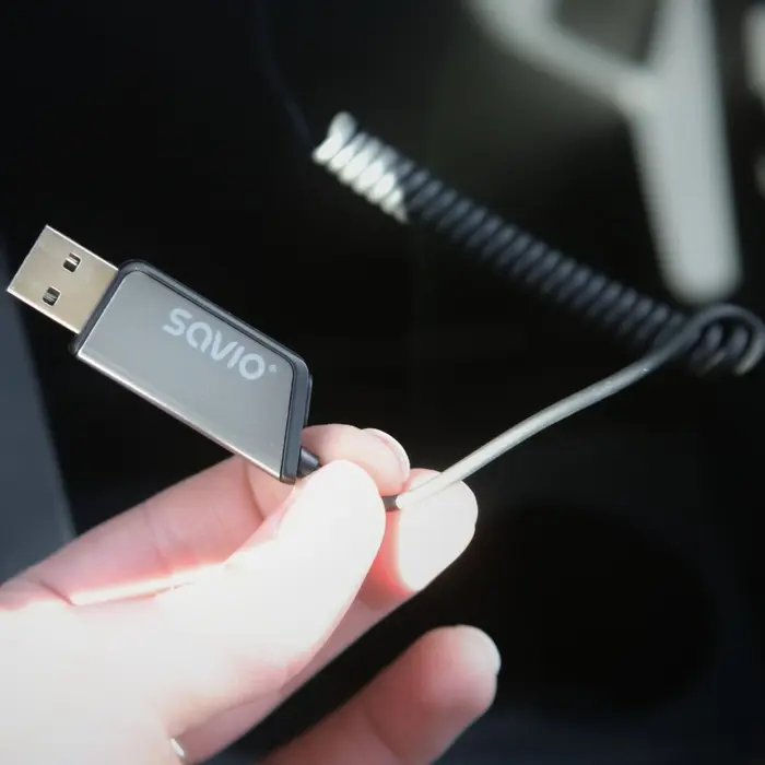savio-tr-16-transmitter-aux-adapter-with-hands-free-function-22412-mcasavtra0006.webp