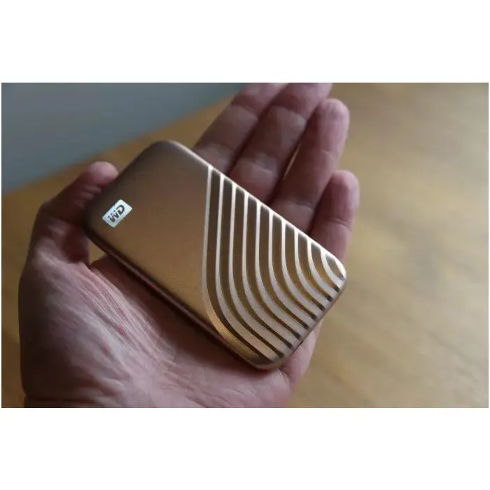 wd-my-passport-ssd-2tb-usb-c-32-gold-93412-e0015341.webp