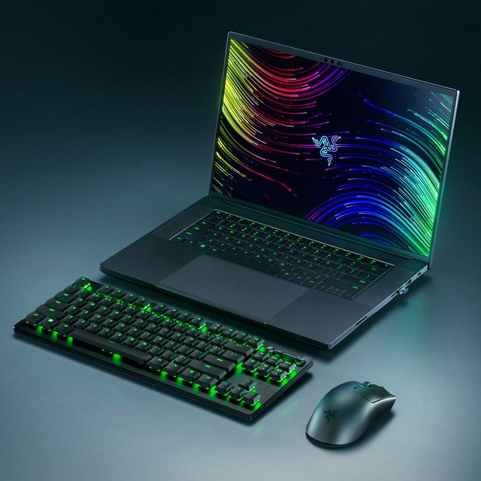 Razer Viper V3 HyperSpeed Wireless Esports Gaming Mouse - black-RZ01-04910100-R3M1