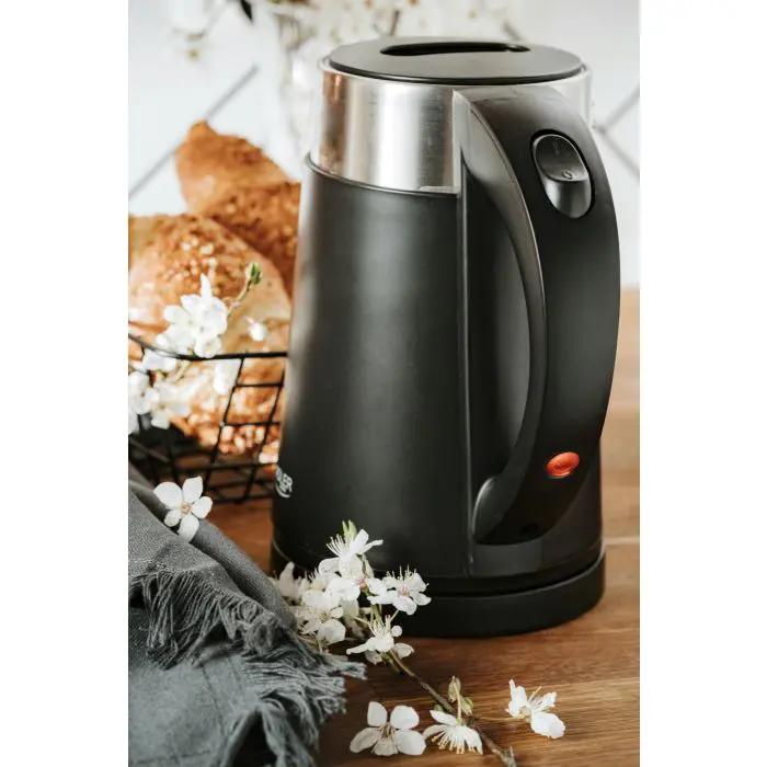 Adler Electric water heater 0.6 L black color AD1372