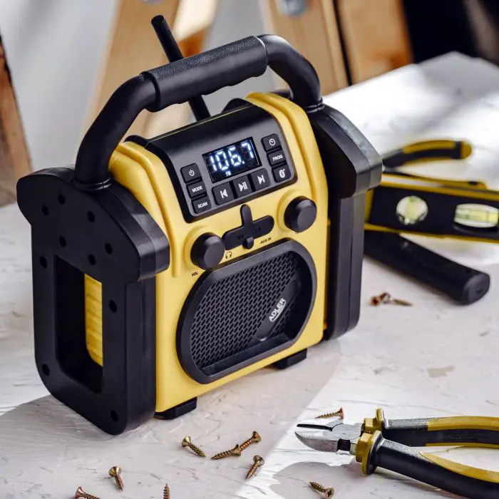 Adler Radio with Bluetooth function