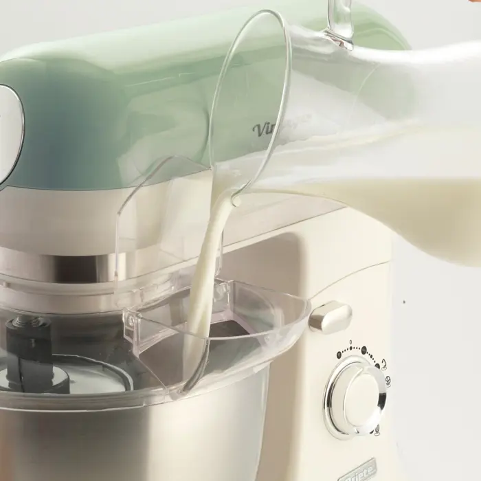 Ariete Vintage food processor 1588 (light green/cream, 1,200 watts)