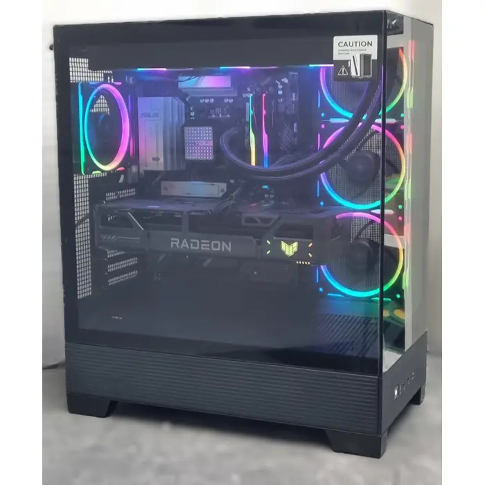 BaB računalo Inferno X (Ryzen 7 9800X3D, Liquid, RX 9070 XT, 32GB DDR5, 2TB SSD, RGB, Win11P, WiFi) Powered By ASUS