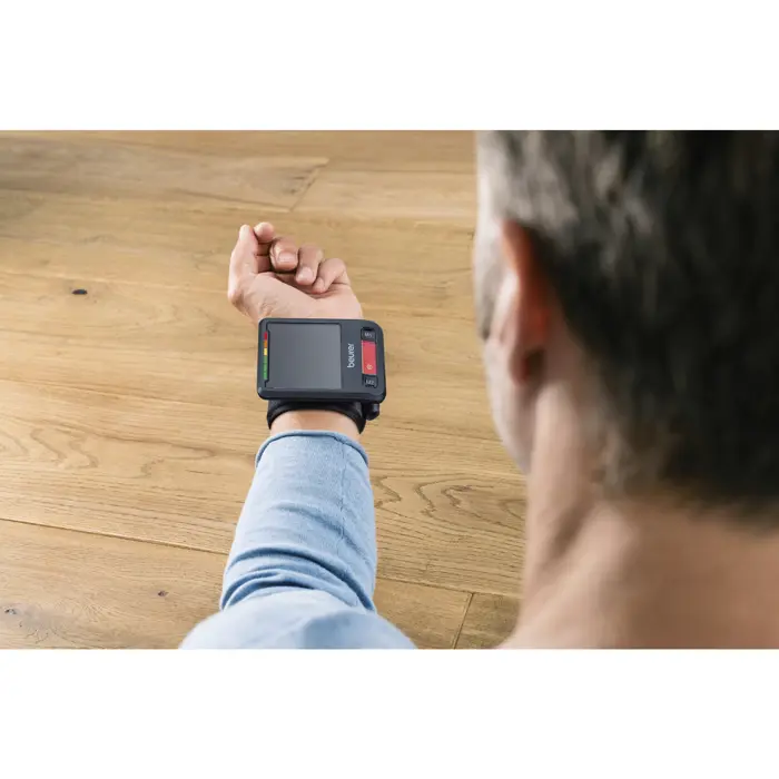 Beurer BC 87 wrist blood pressure monitor (black, Bluetooth)