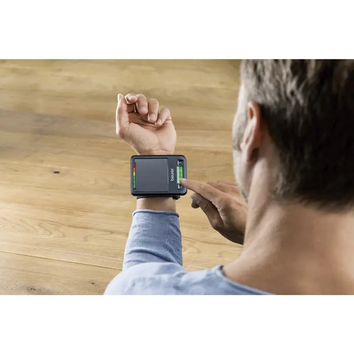 Beurer BC 87 wrist blood pressure monitor (black, Bluetooth)