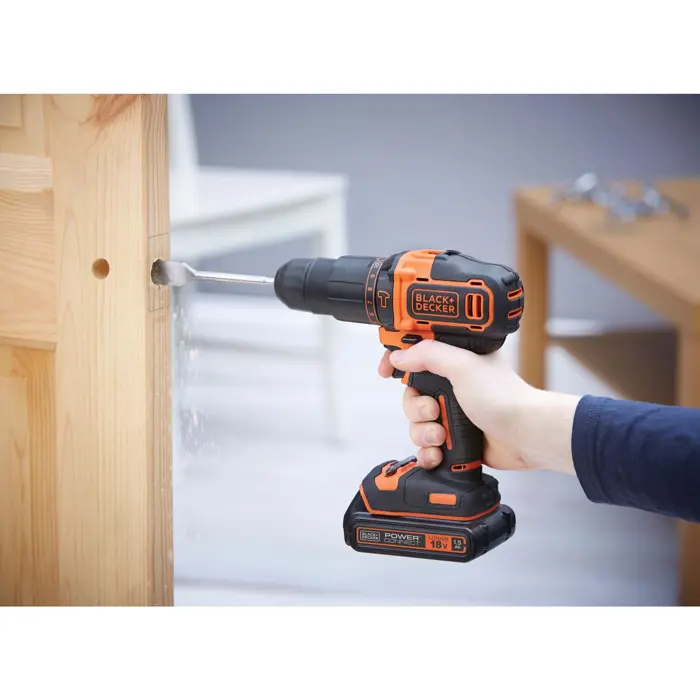 BLACK+DECKER cordless impact drill BCKSB04, 18Volt (orange/black, 2x Li-ion battery 1.5Ah, storage box, 78-piece accessory set)