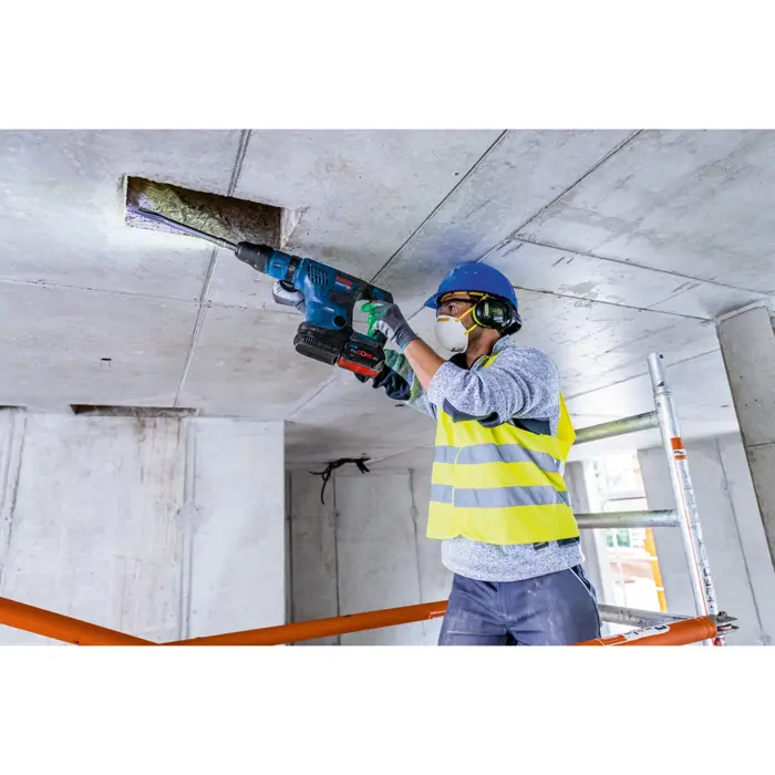 Bosch cordless hammer drill BITURBO GBH 18V-36 C Professional solo (blue/black, without battery and charger, Bluetooth module, in case)