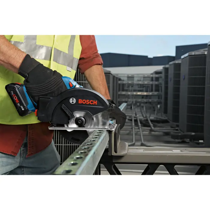 Bosch cordless metal circular saw GKM 18V-50 Professional solo, hand-held circular saw (blue/black, without battery and charger)