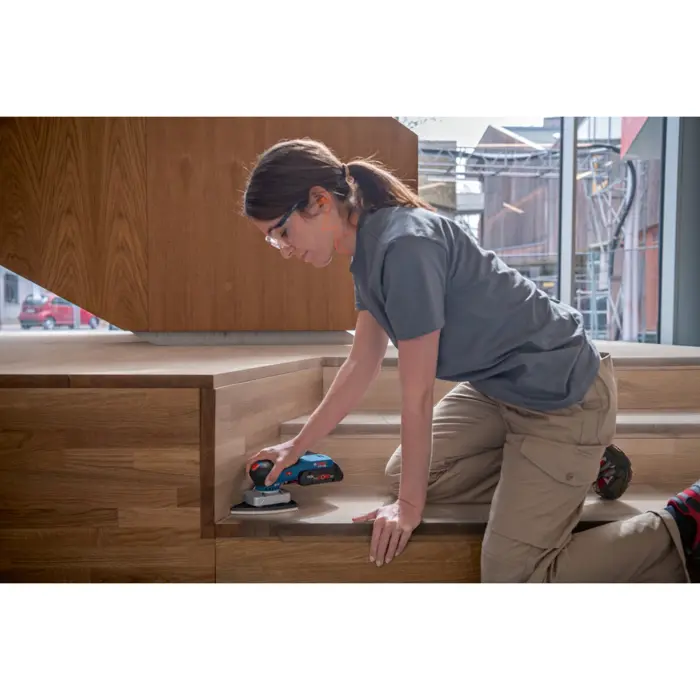 Bosch cordless orbital sander GSS 18V-13 Professional solo (blue/black, without battery and charger, in L-BOXX, 3 sanding plates)