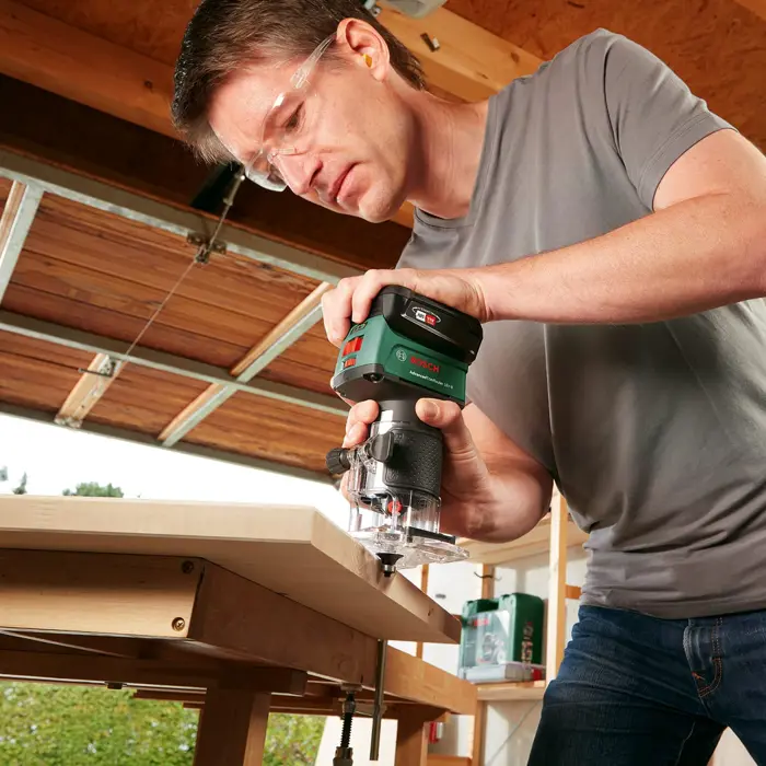 Bosch Cordless router AdvancedTrimRouter 18V-8 (green/black, without battery and charger)