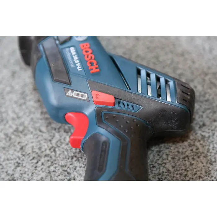 Bosch Cordless Saber Saw GSA 12V-14 Solo Professional, 12V (blue / black, without battery and charger)
