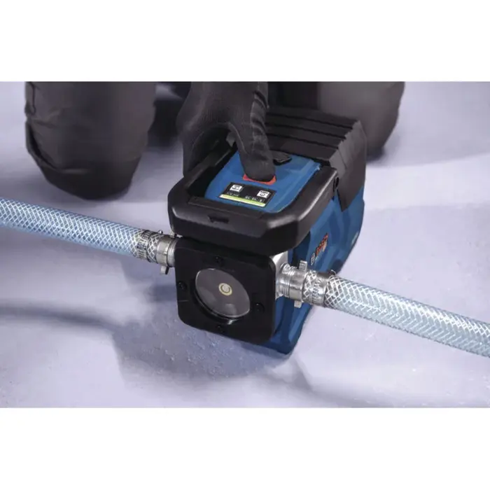 Bosch Powertools battery pump GTP 18V-28 solo, 18 volts (blue/black, without battery and charger, for clean water)