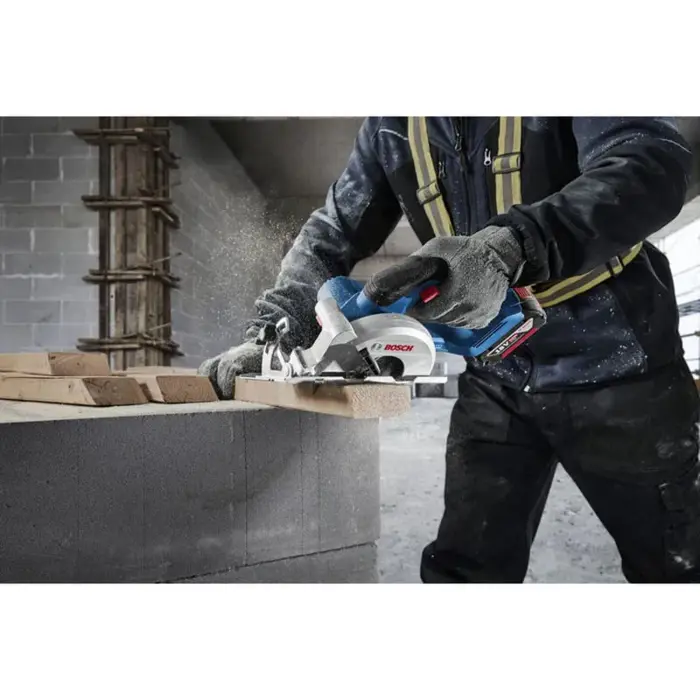 Bosch Powertools cordless circular saw GKS 18V-51 Professional solo, 18Volt (blue/black, without battery and charger, Ø 140mm, in L-BOXX)