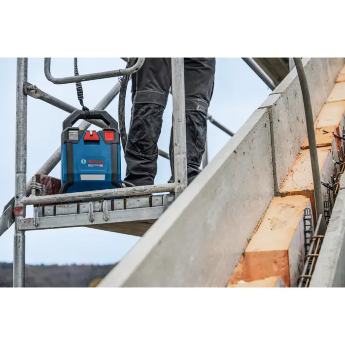 Bosch Powertools GPU18V2DI Wireless High Frequency Concrete Vibrator System (Boxed)