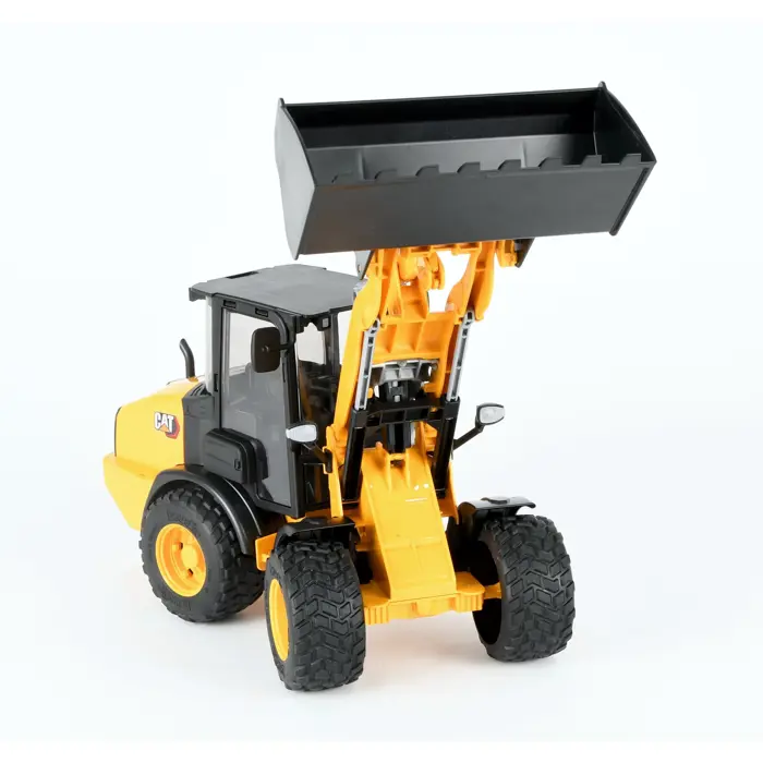 bruder CAT compact articulated wheel loader, model vehicle