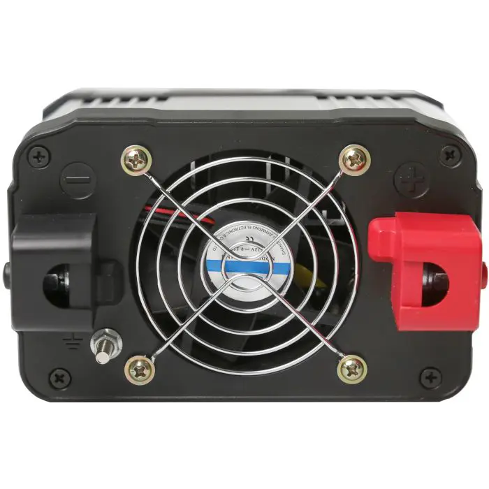 BRUNNER Zing razsmernik z modificiranim sinusnim izhodom. 1200 W