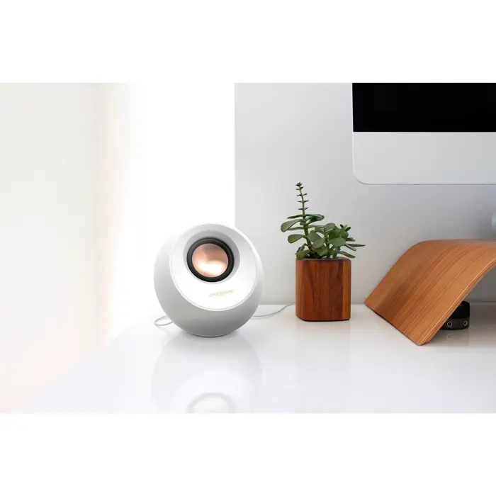 Creative Pebble V3, PC speakers (white, Bluetooth, USB-C, jack)