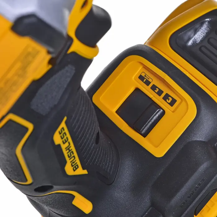 DCD805+DCF850 2x5.0Ah 18V Combo Set DEWALT
