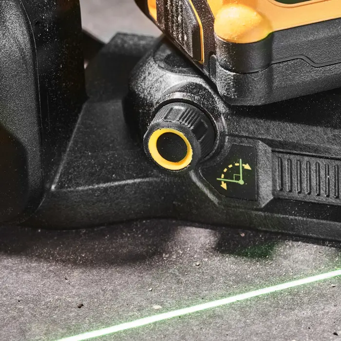 DEWALT battery-powered multi-line laser 3x360° DCE089D1G18-QW, 18 volts, cross line laser (black/yellow, with green laser lines)