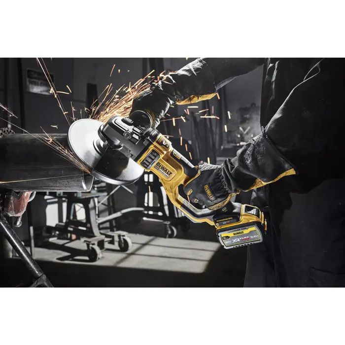 Dewalt cordless angle grinder DCG460NK, 230mm, 54Volt (yellow/black, without battery and charger, in case)