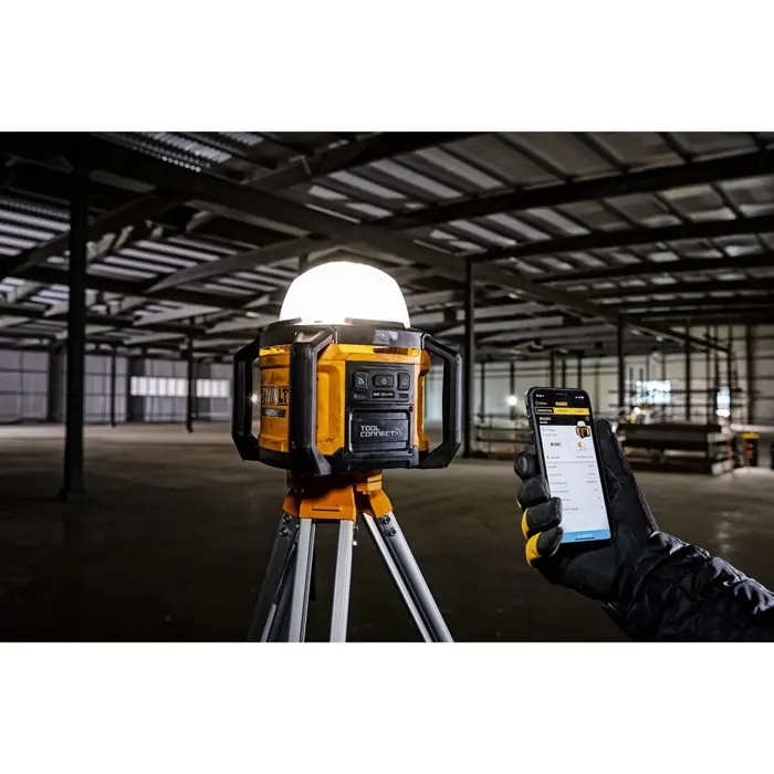 DeWalt cordless construction spotlight