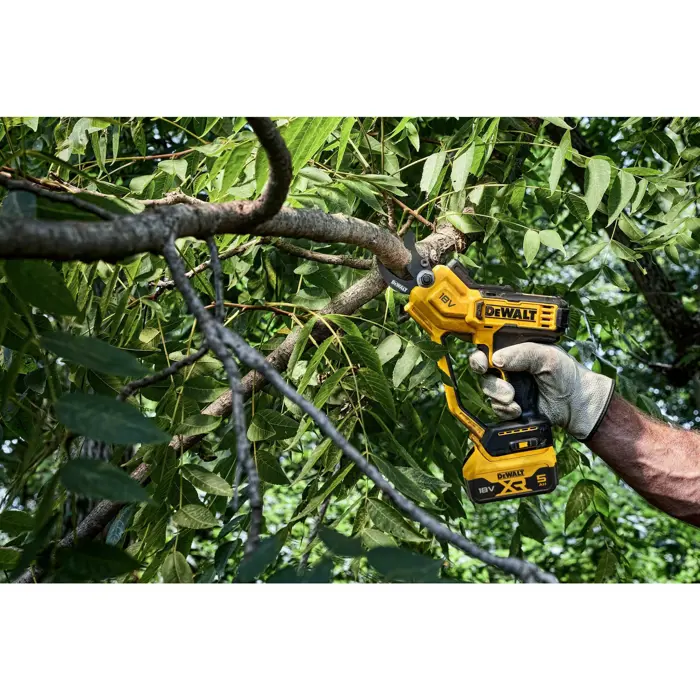 DEWALT Cordless Pruning Shears DCMPP568N, 18 Volt yellow/black, without battery and charger