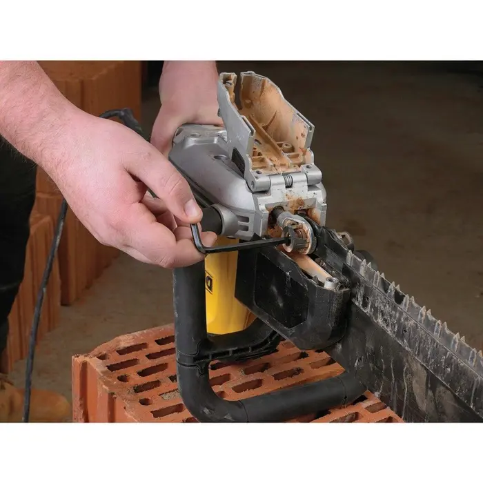 DeWALT DWE398 alligator saw 430 MM 1700 W