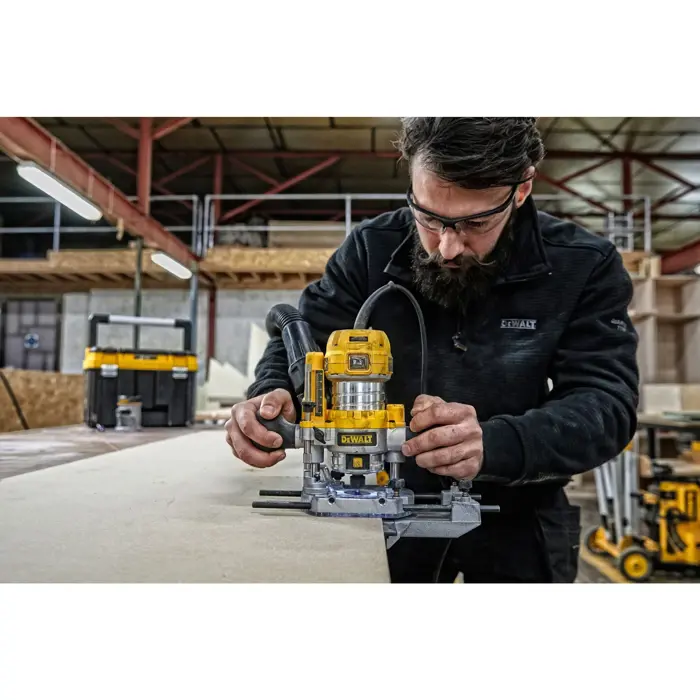 Dewalt Power Router D26204K yellow