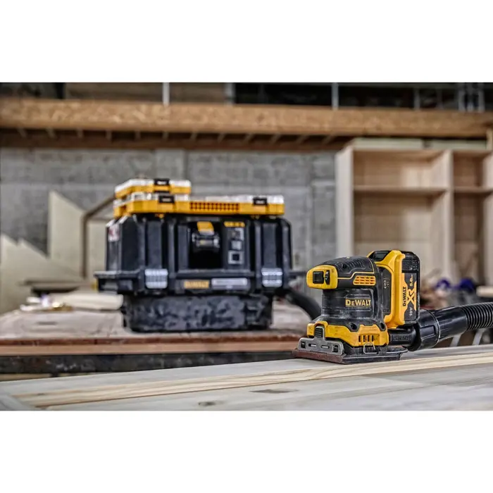 DEWALT SZLIFIERKA OSCYLACYJNA 18V DCW200N