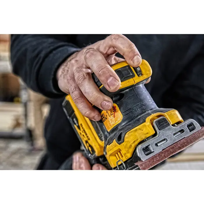 DEWALT SZLIFIERKA OSCYLACYJNA 18V DCW200N