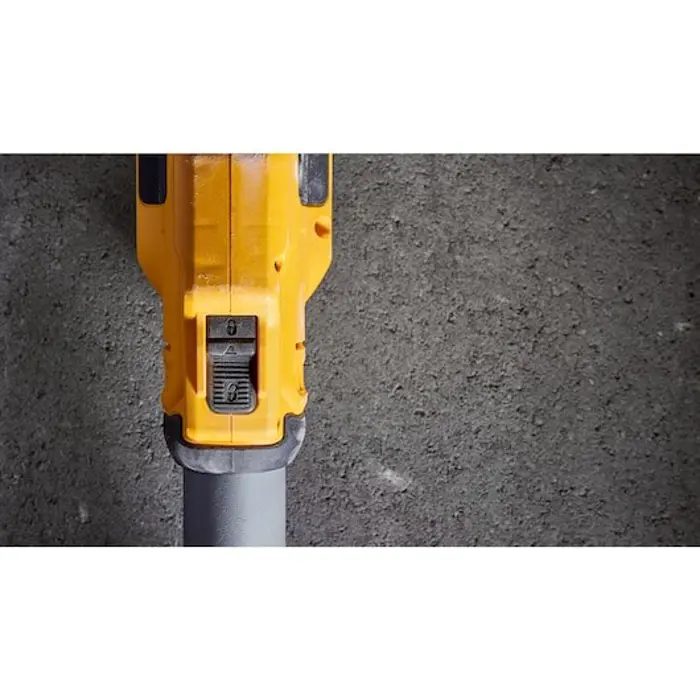 DEWALT WALL SANDER / GIRAFFE 710W DWE7800