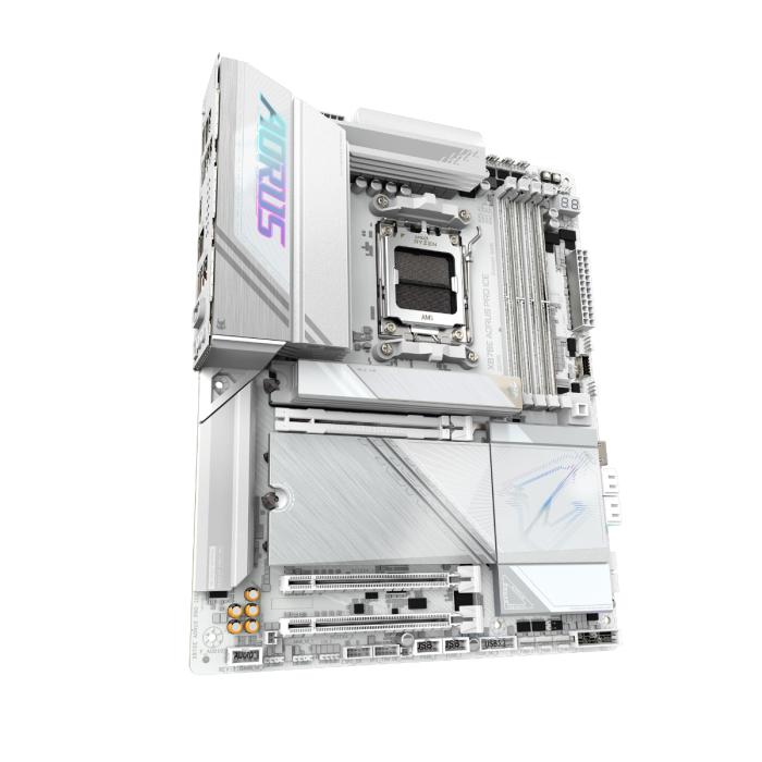 GIGABYTE X870E AORUS PRO ICE, DDR5, SATA3, USB4, DP, 2.5GbE, WiFi 7, AM5 ATX